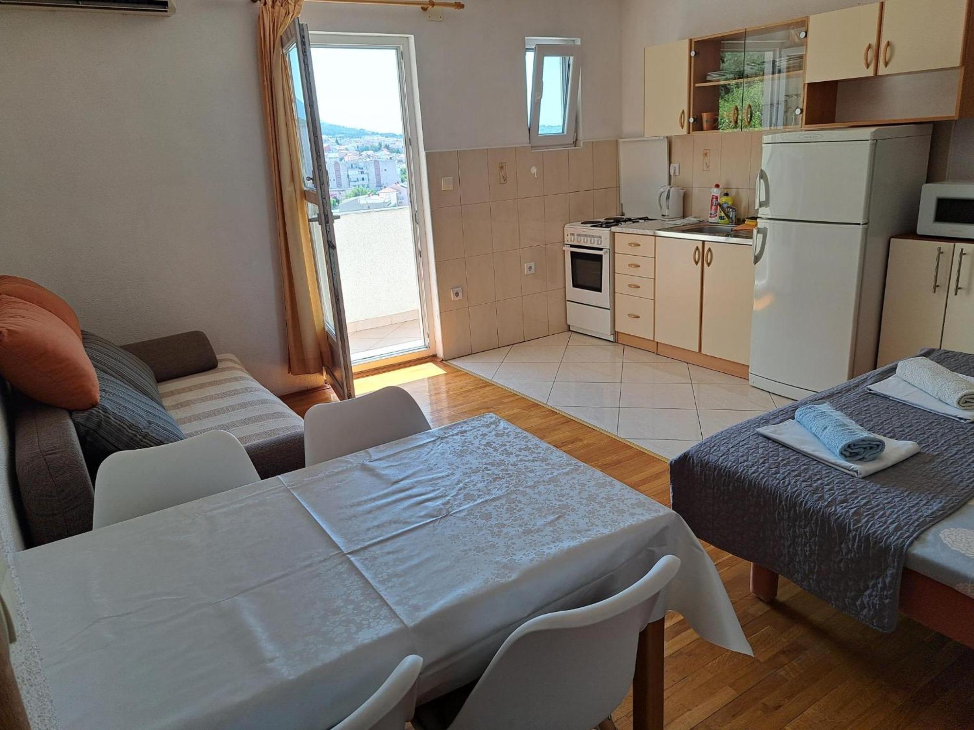 Apartmani R&B Radalj Makarska Luaran gambar