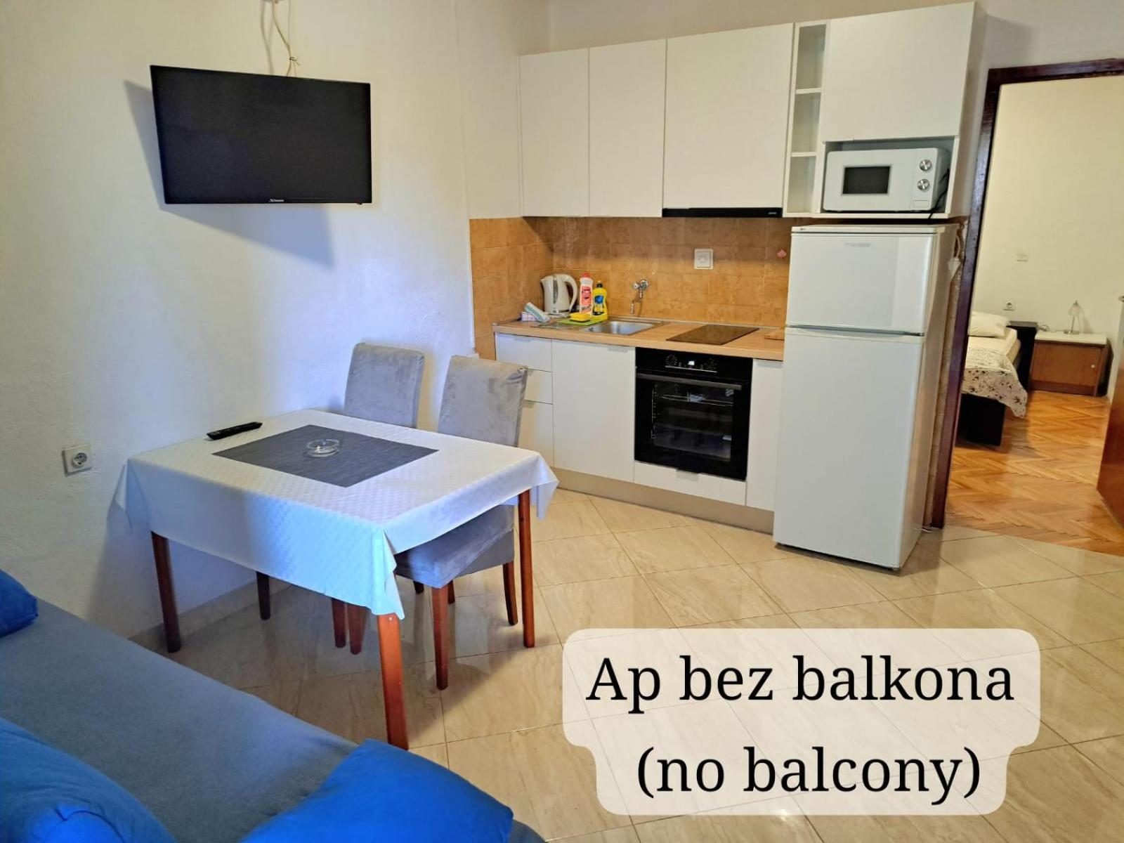 Apartmani R&B Radalj Makarska Bilik gambar